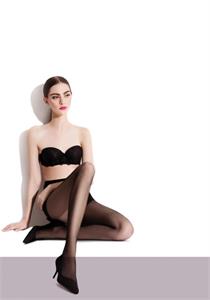 Lili 20 Den Sheer Pantyhose by Fiore